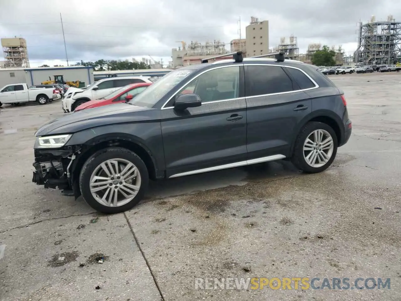 1 Photograph of a damaged car WA1BNAFY4K2043772 AUDI Q5 2019