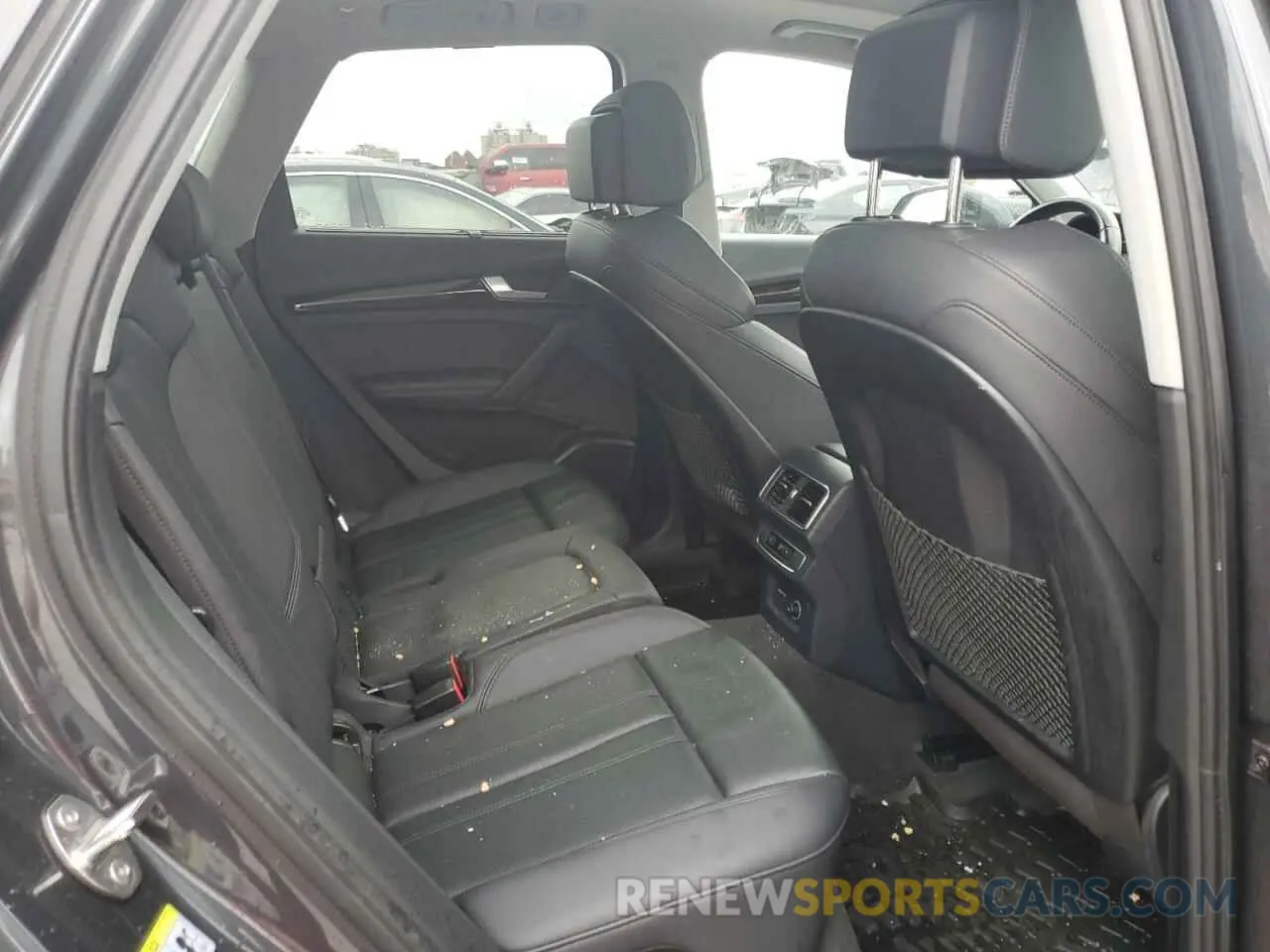 11 Photograph of a damaged car WA1BNAFY4K2043772 AUDI Q5 2019