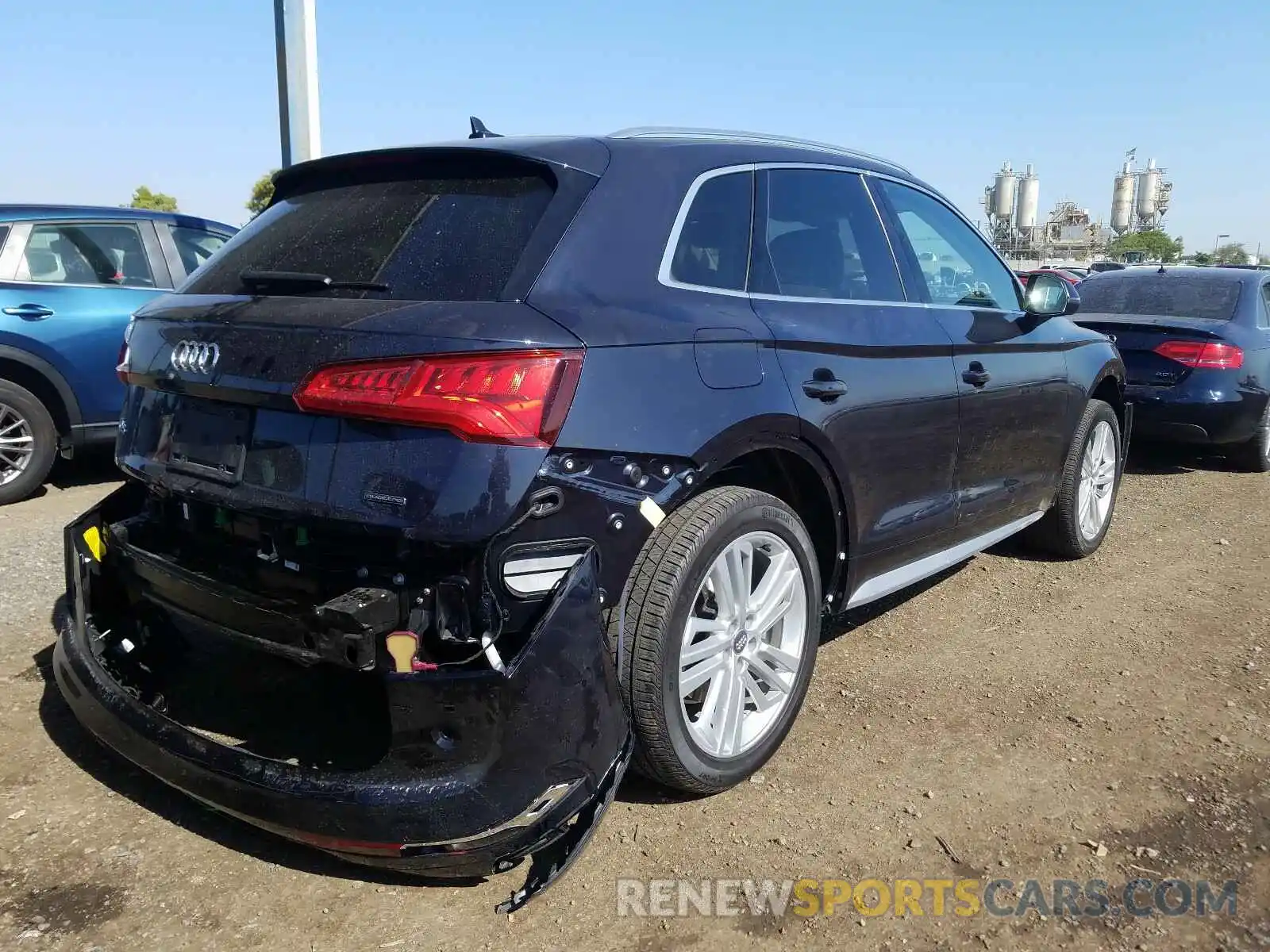 4 Photograph of a damaged car WA1BNAFY4K2044629 AUDI Q5 2019