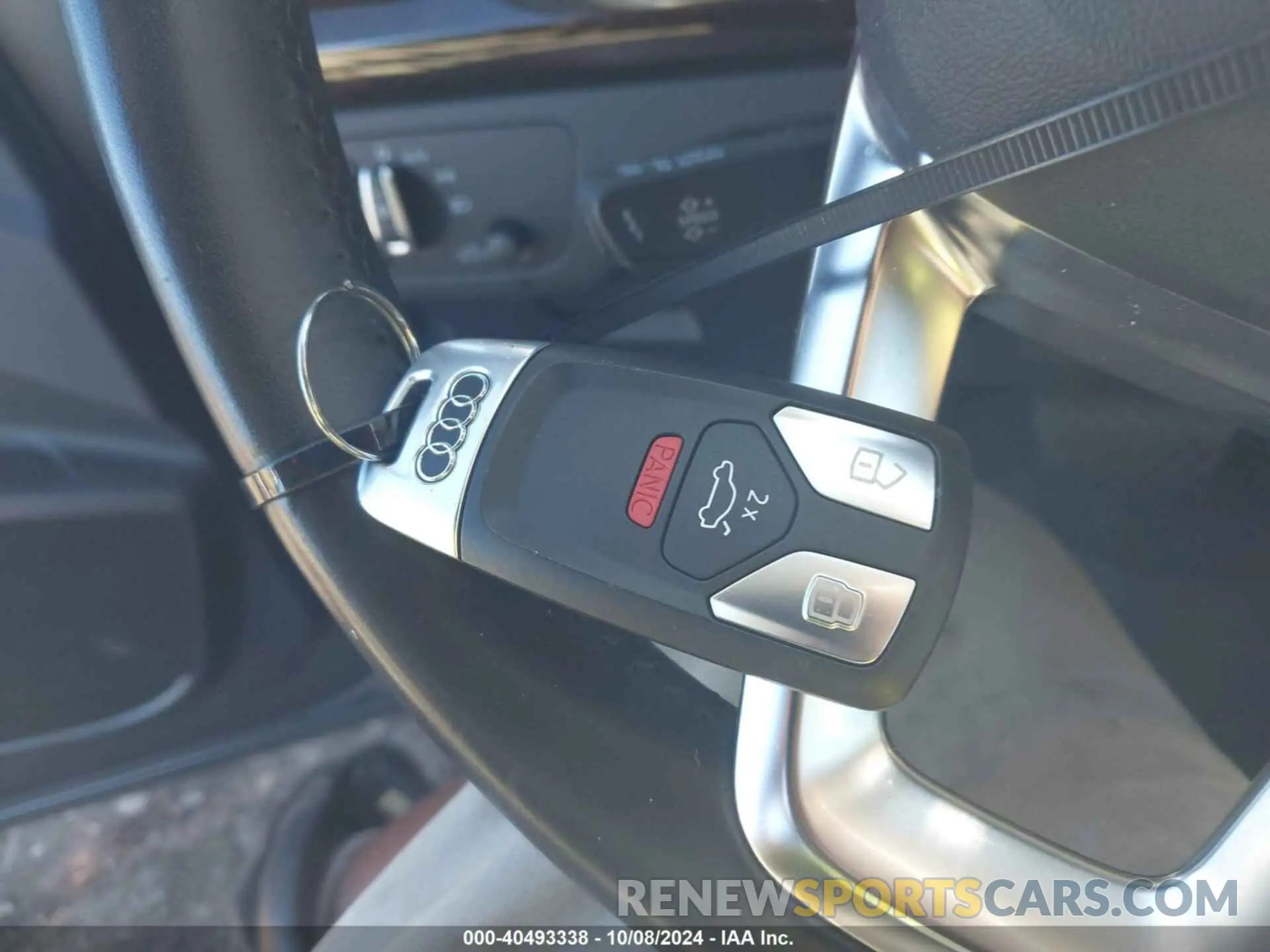 11 Photograph of a damaged car WA1BNAFY4K2059812 AUDI Q5 2019