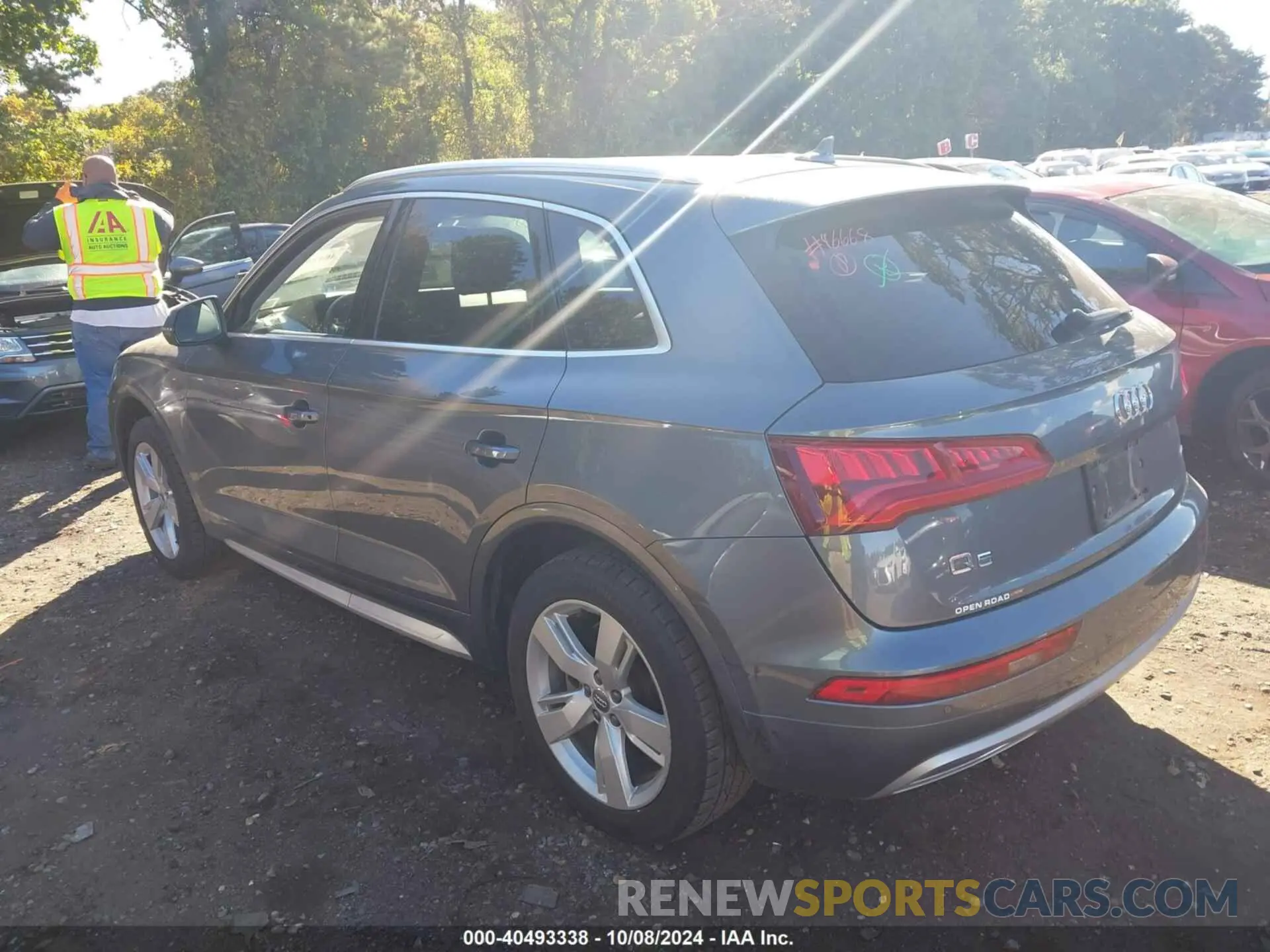 3 Photograph of a damaged car WA1BNAFY4K2059812 AUDI Q5 2019