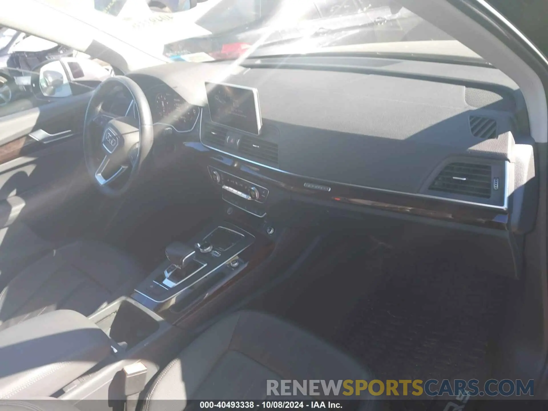 5 Photograph of a damaged car WA1BNAFY4K2059812 AUDI Q5 2019