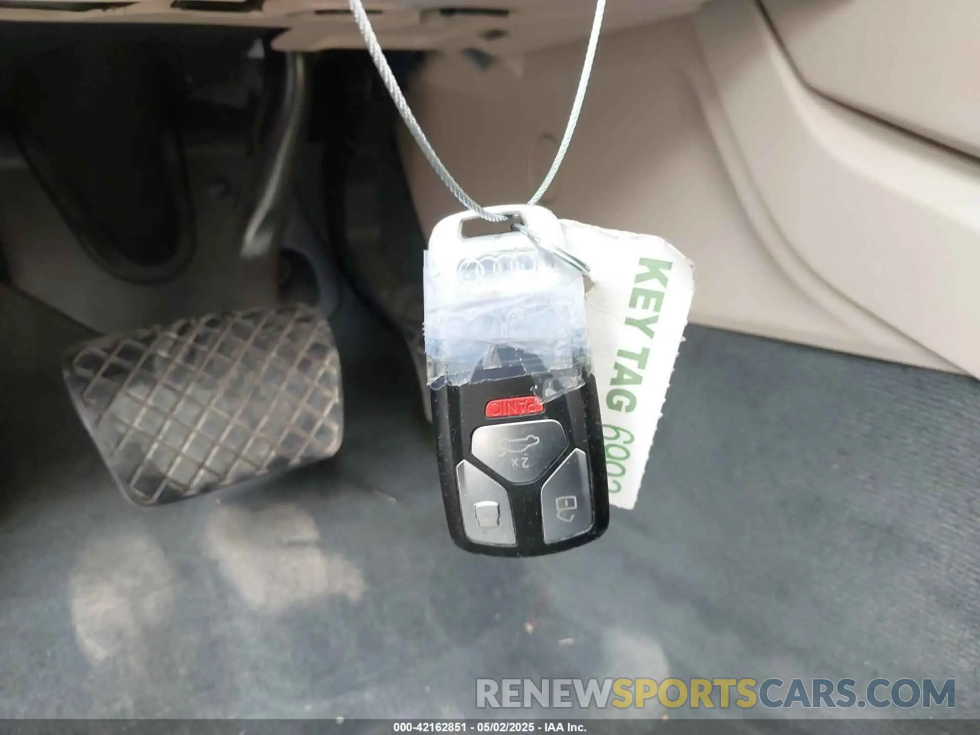 11 Photograph of a damaged car WA1BNAFY4K2091255 AUDI Q5 2019