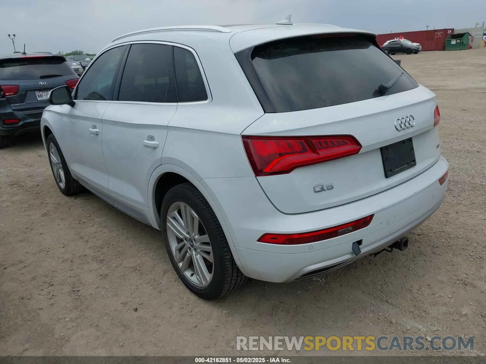 3 Photograph of a damaged car WA1BNAFY4K2091255 AUDI Q5 2019