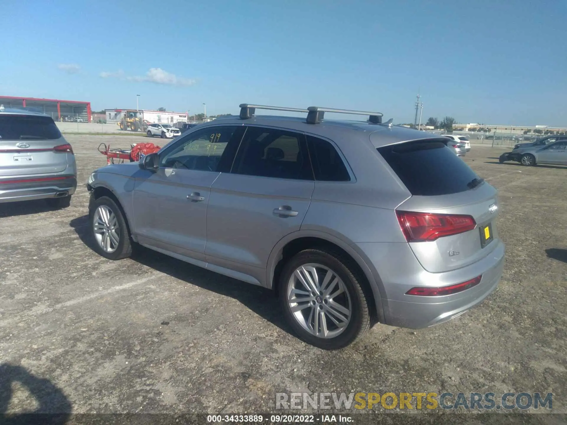 3 Photograph of a damaged car WA1BNAFY4K2100682 AUDI Q5 2019
