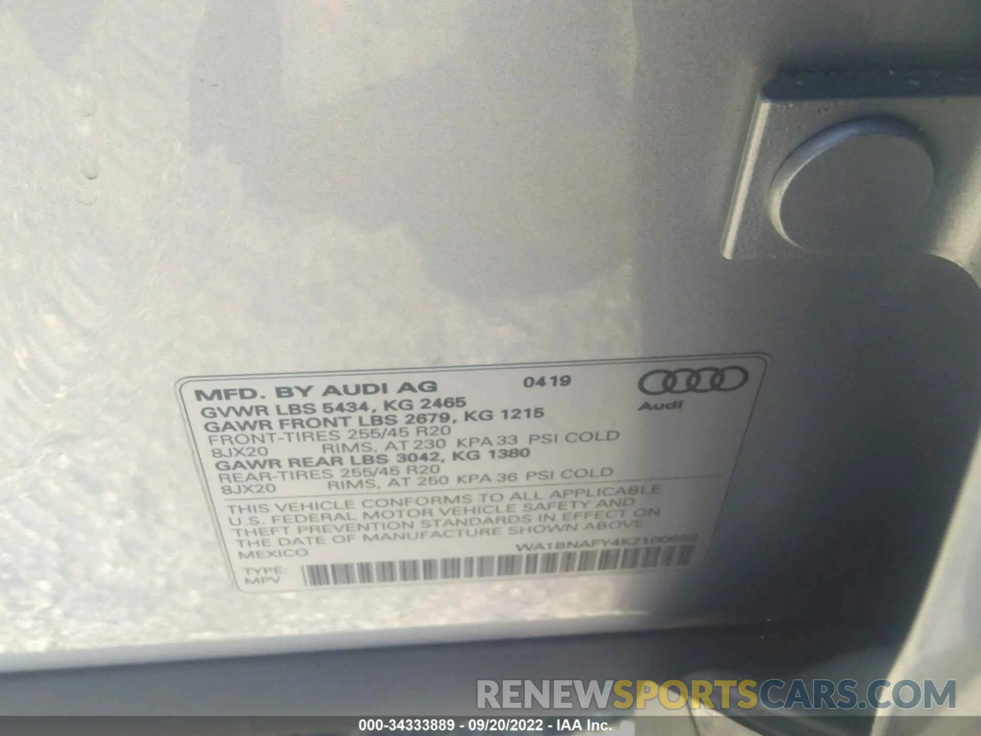 9 Photograph of a damaged car WA1BNAFY4K2100682 AUDI Q5 2019