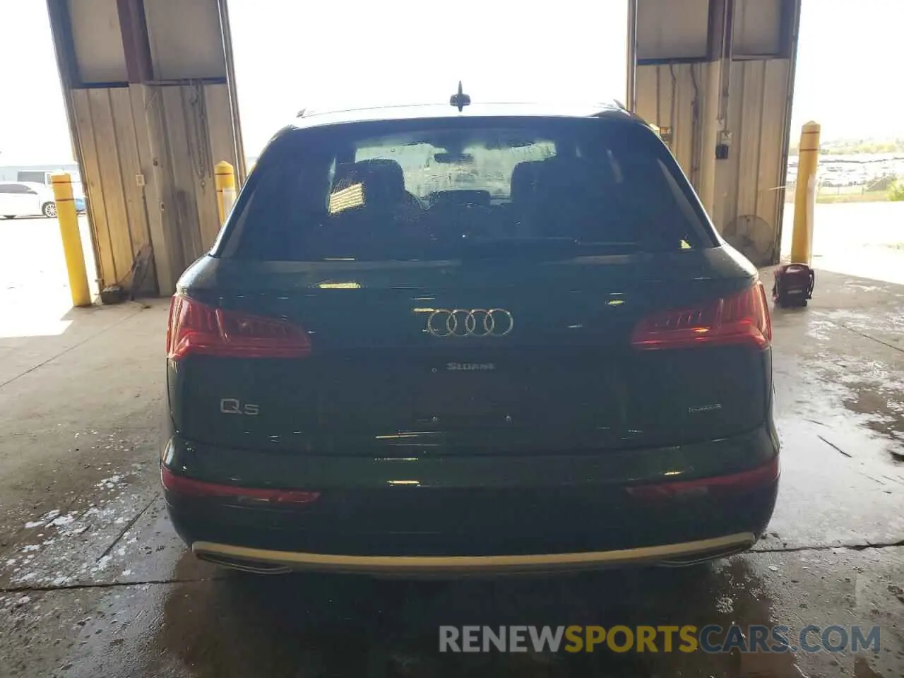 6 Photograph of a damaged car WA1BNAFY4K2106272 AUDI Q5 2019