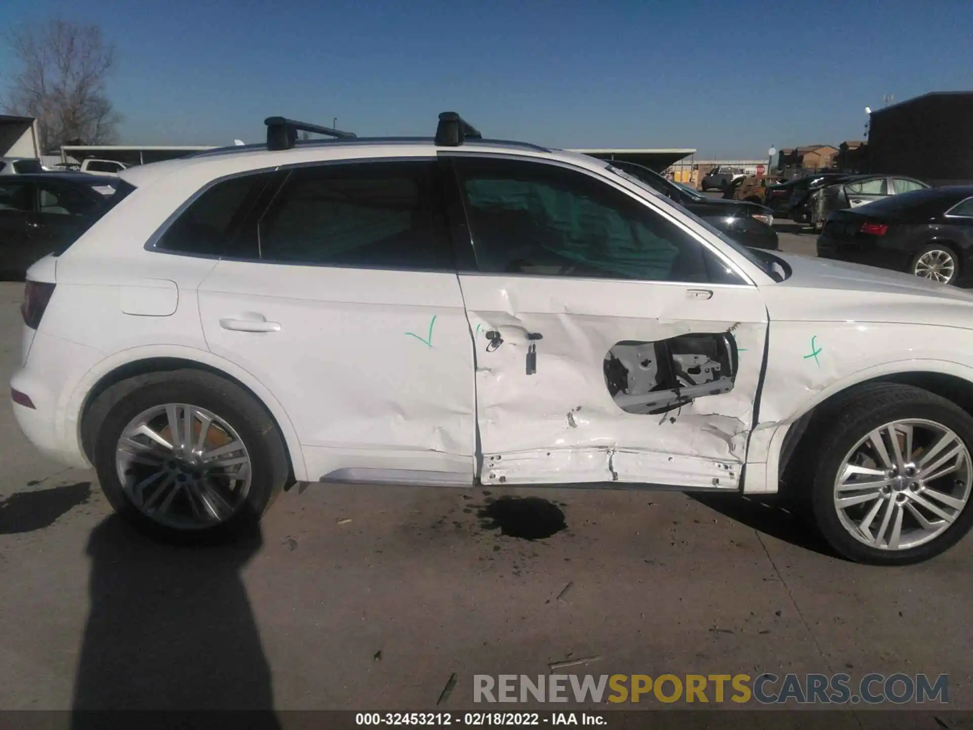 6 Photograph of a damaged car WA1BNAFY4K2128868 AUDI Q5 2019