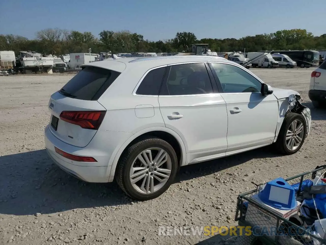 3 Photograph of a damaged car WA1BNAFY5K2028729 AUDI Q5 2019