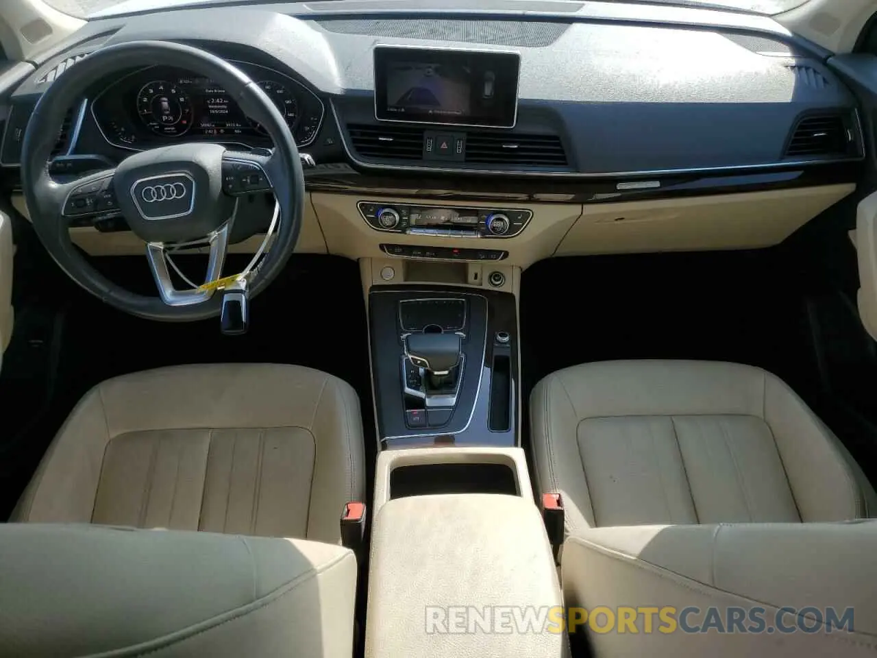 8 Photograph of a damaged car WA1BNAFY5K2028729 AUDI Q5 2019