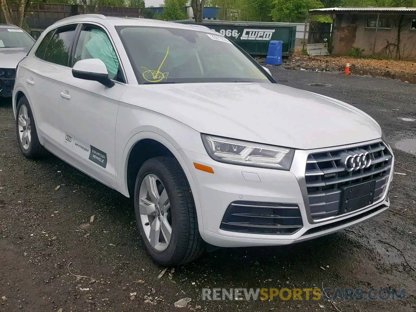 1 Photograph of a damaged car WA1BNAFY5K2036345 AUDI Q5 2019