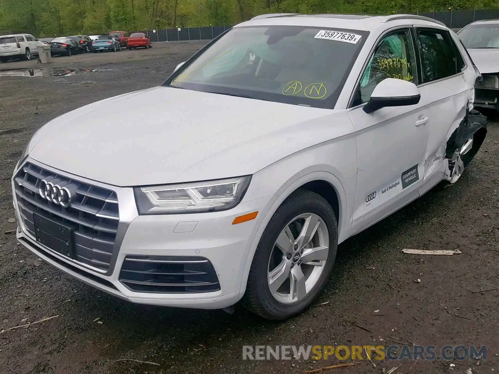 2 Photograph of a damaged car WA1BNAFY5K2036345 AUDI Q5 2019