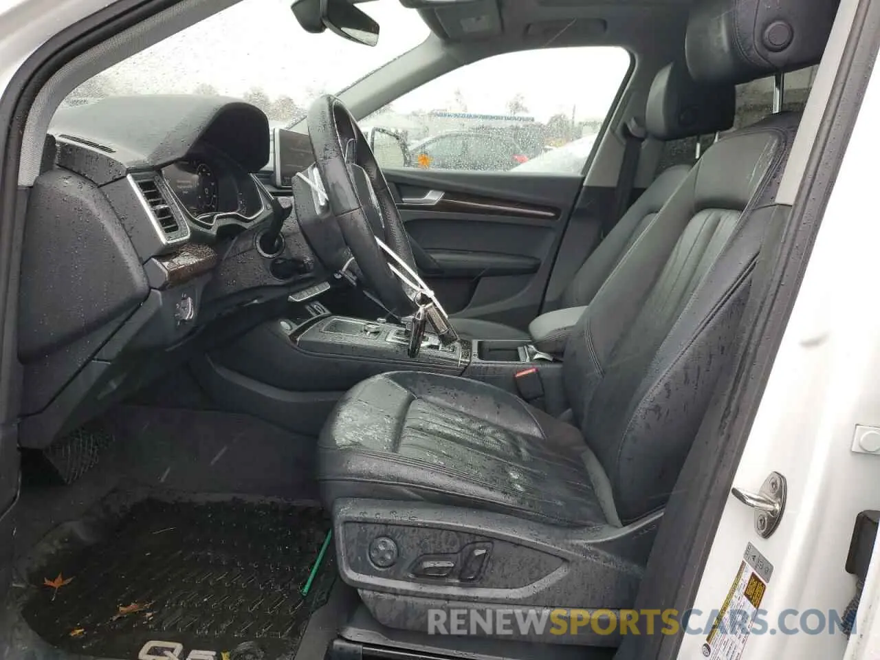 7 Photograph of a damaged car WA1BNAFY5K2046650 AUDI Q5 2019