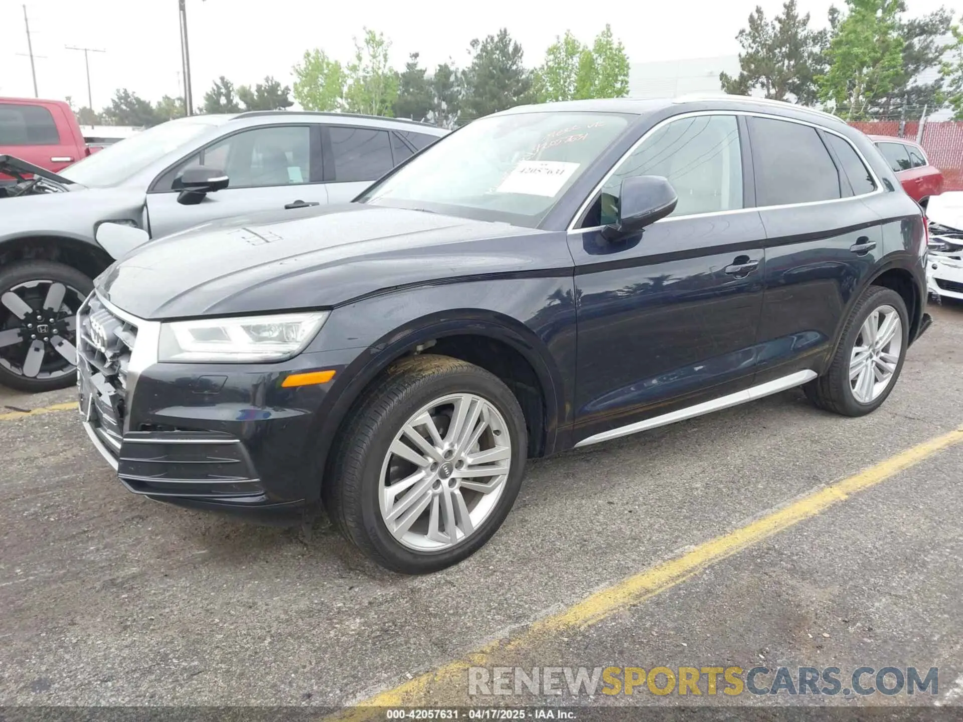 2 Photograph of a damaged car WA1BNAFY5K2049080 AUDI Q5 2019