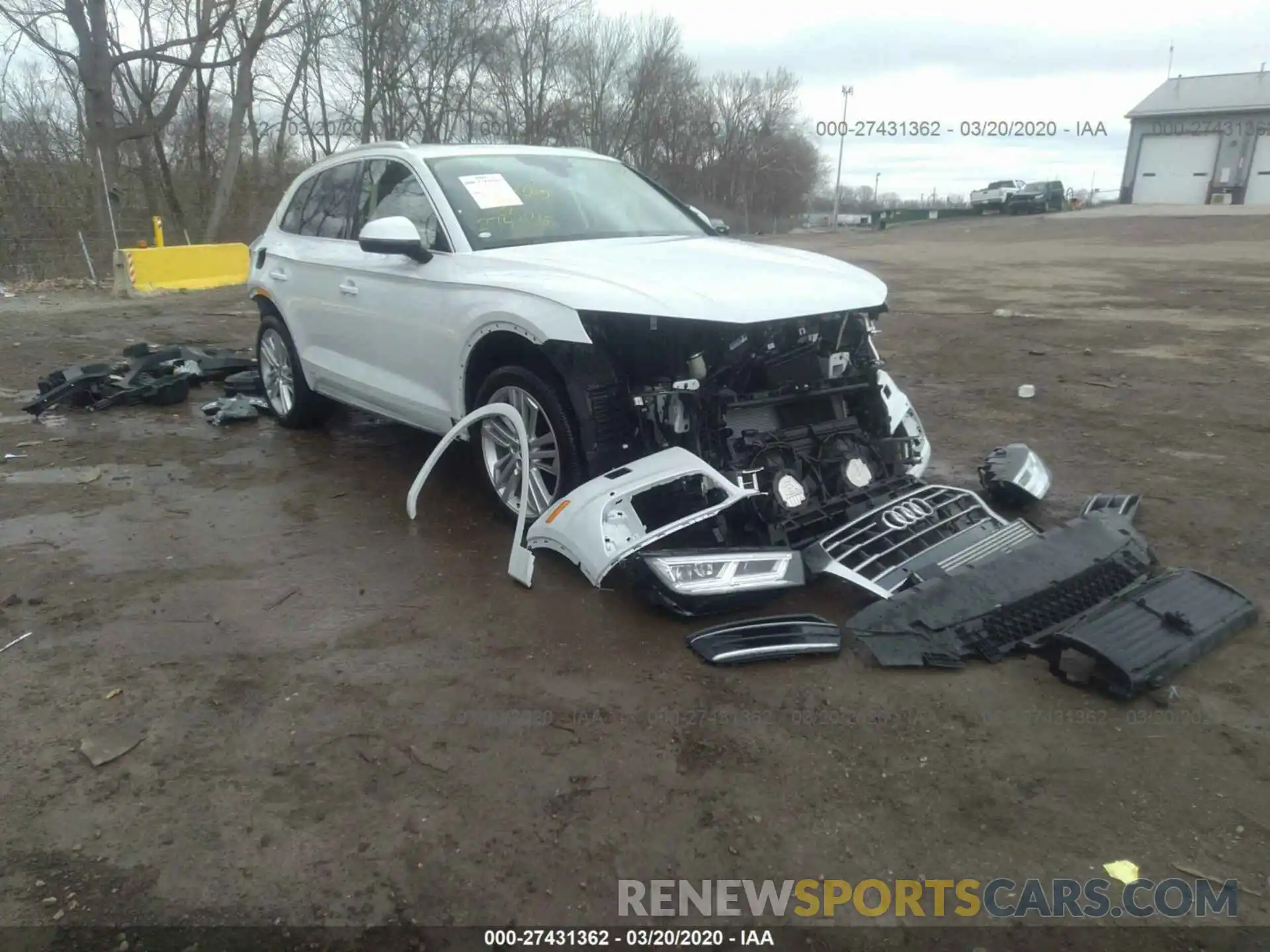 1 Photograph of a damaged car WA1BNAFY5K2053808 AUDI Q5 2019