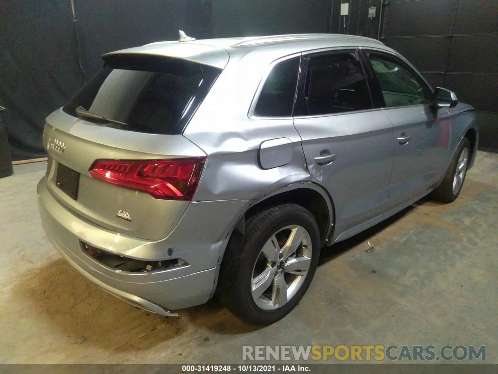 4 Photograph of a damaged car WA1BNAFY5K2054084 AUDI Q5 2019