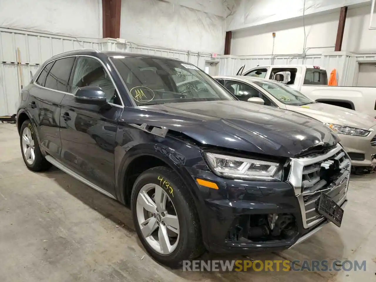 1 Photograph of a damaged car WA1BNAFY5K2057213 AUDI Q5 2019