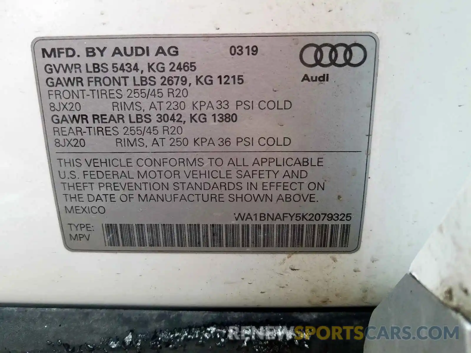 10 Photograph of a damaged car WA1BNAFY5K2079325 AUDI Q5 2019