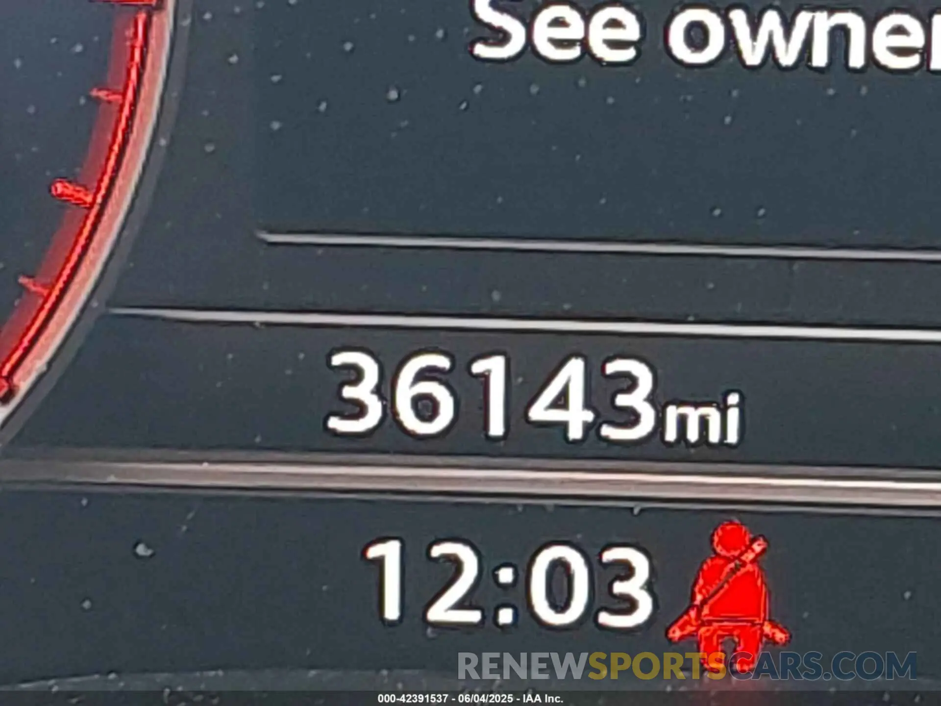 16 Photograph of a damaged car WA1BNAFY5K2084220 AUDI Q5 2019