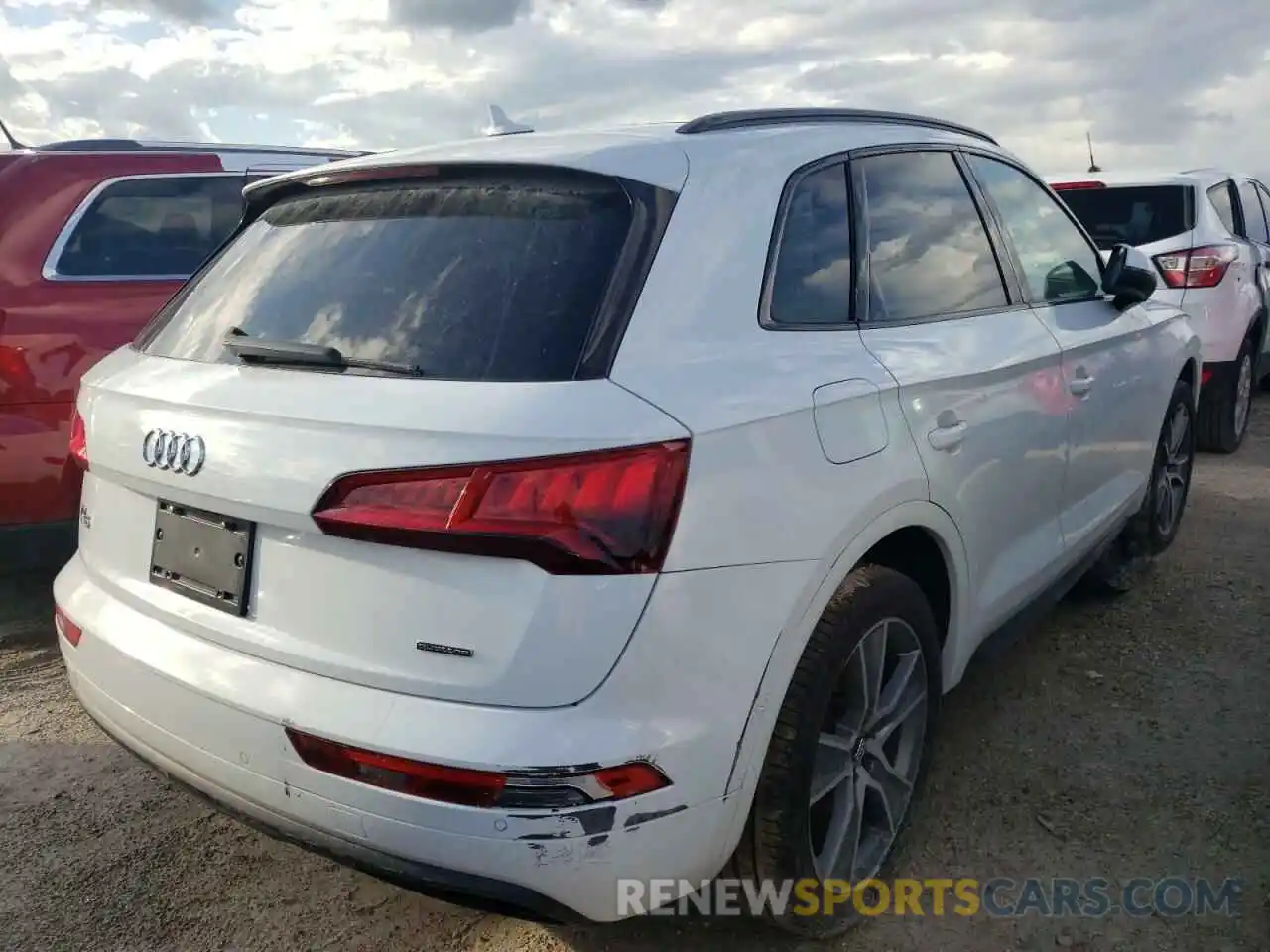 4 Photograph of a damaged car WA1BNAFY5K2086226 AUDI Q5 2019