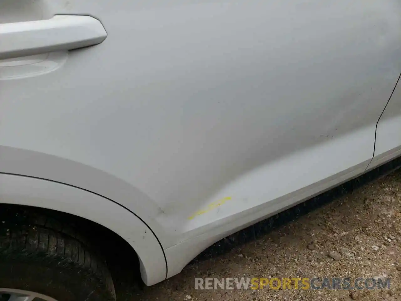 9 Photograph of a damaged car WA1BNAFY5K2086226 AUDI Q5 2019