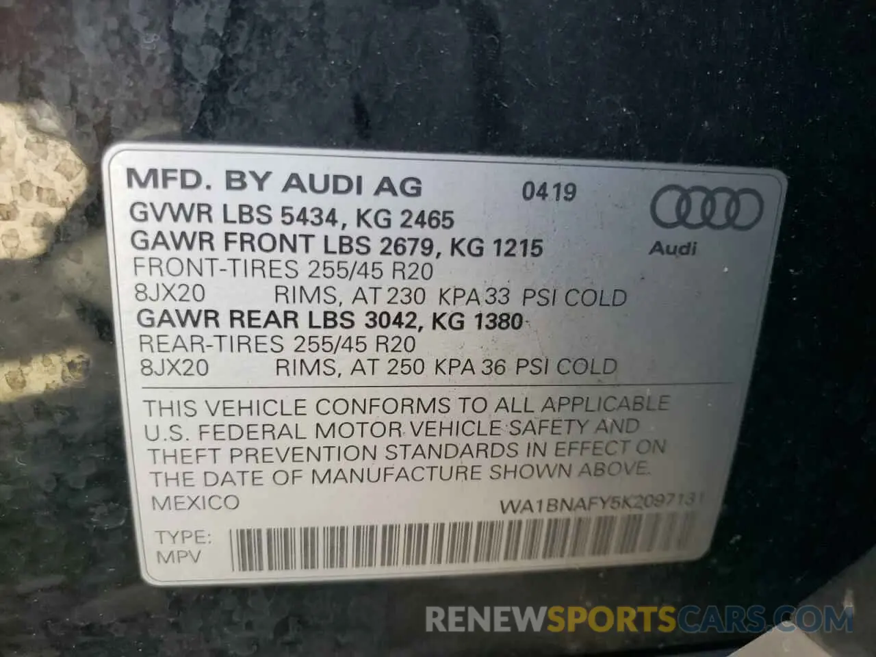 13 Photograph of a damaged car WA1BNAFY5K2097131 AUDI Q5 2019