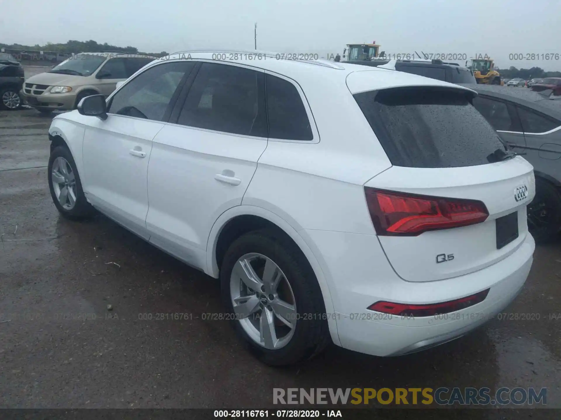 3 Photograph of a damaged car WA1BNAFY5K2104806 AUDI Q5 2019