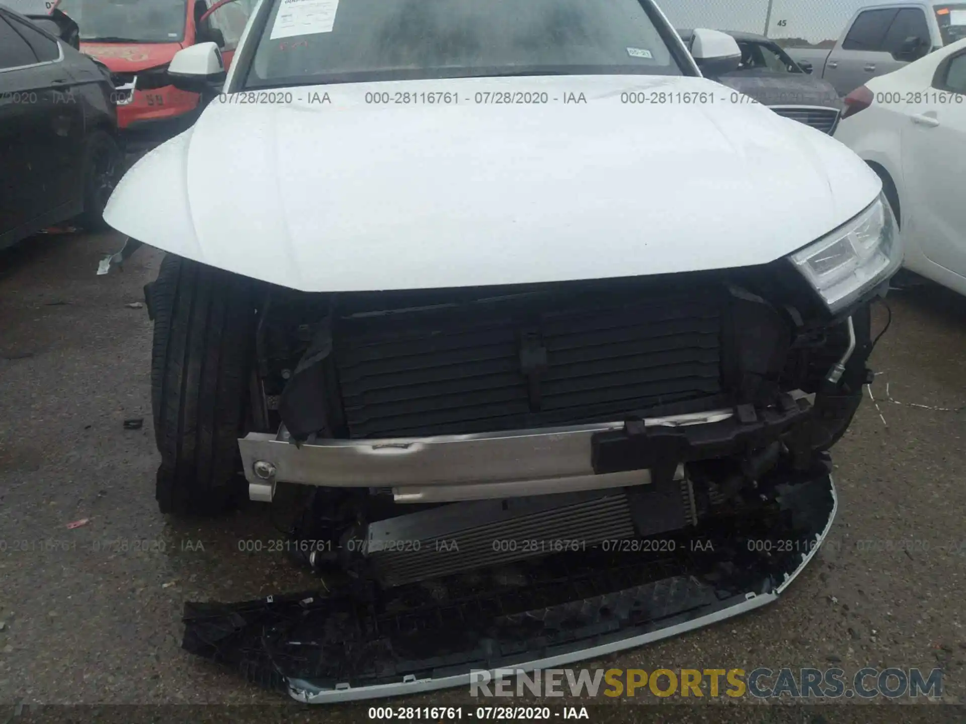 6 Photograph of a damaged car WA1BNAFY5K2104806 AUDI Q5 2019