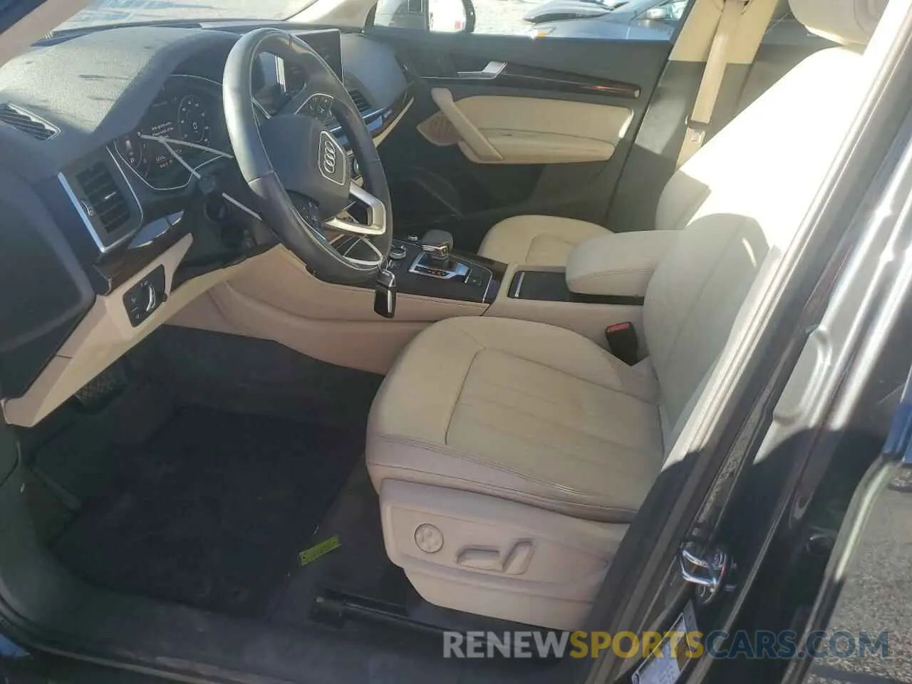 7 Photograph of a damaged car WA1BNAFY5K2122612 AUDI Q5 2019