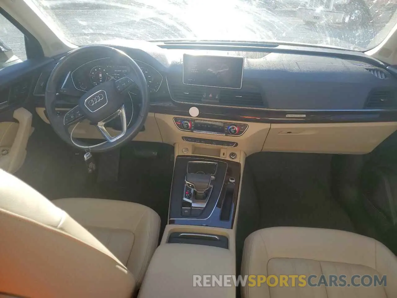 8 Photograph of a damaged car WA1BNAFY5K2122612 AUDI Q5 2019