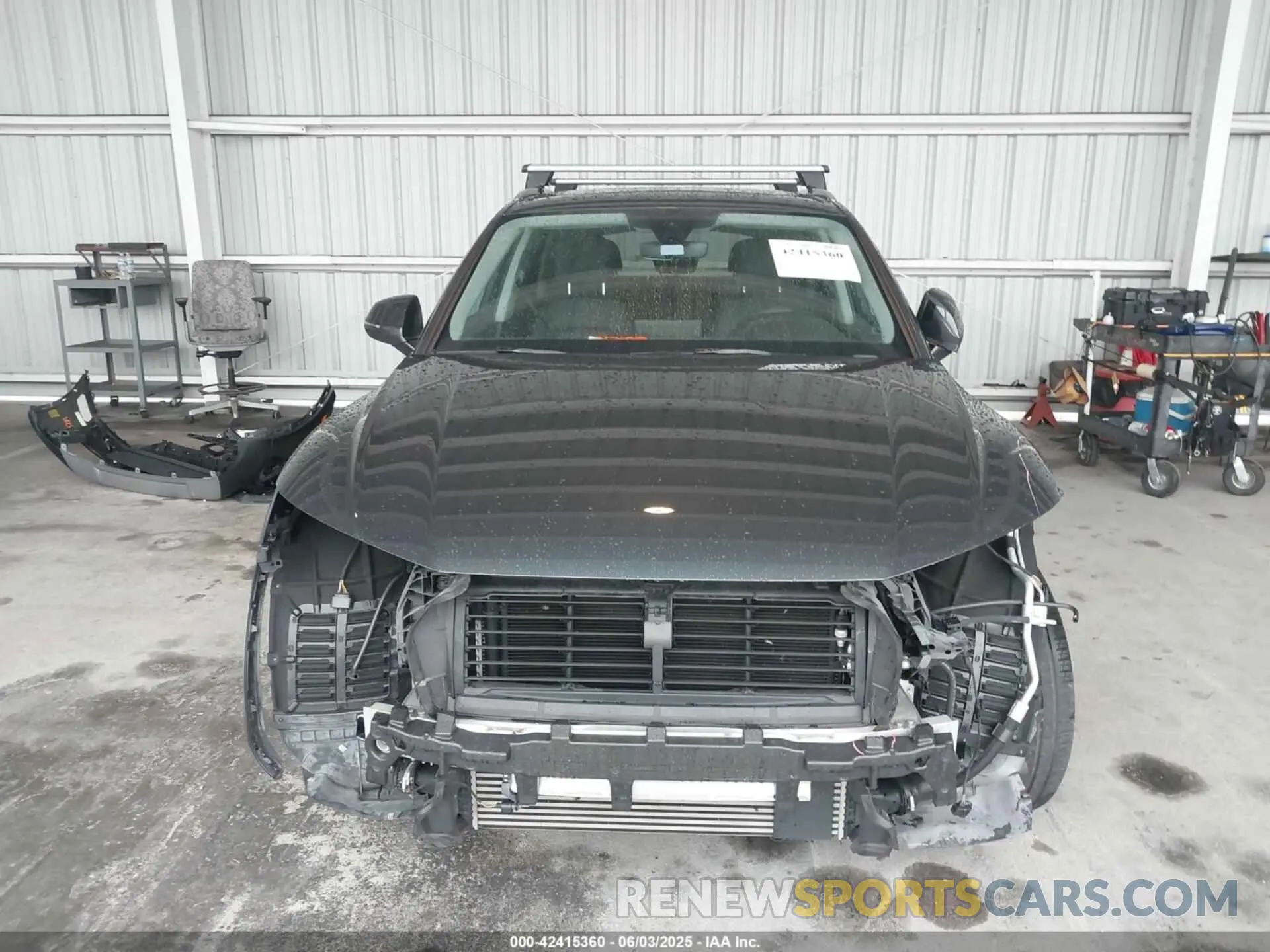 13 Photograph of a damaged car WA1BNAFY5K2133206 AUDI Q5 2019
