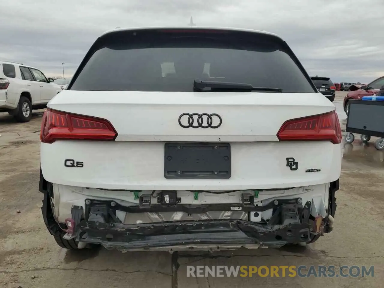 6 Photograph of a damaged car WA1BNAFY6K2023880 AUDI Q5 2019