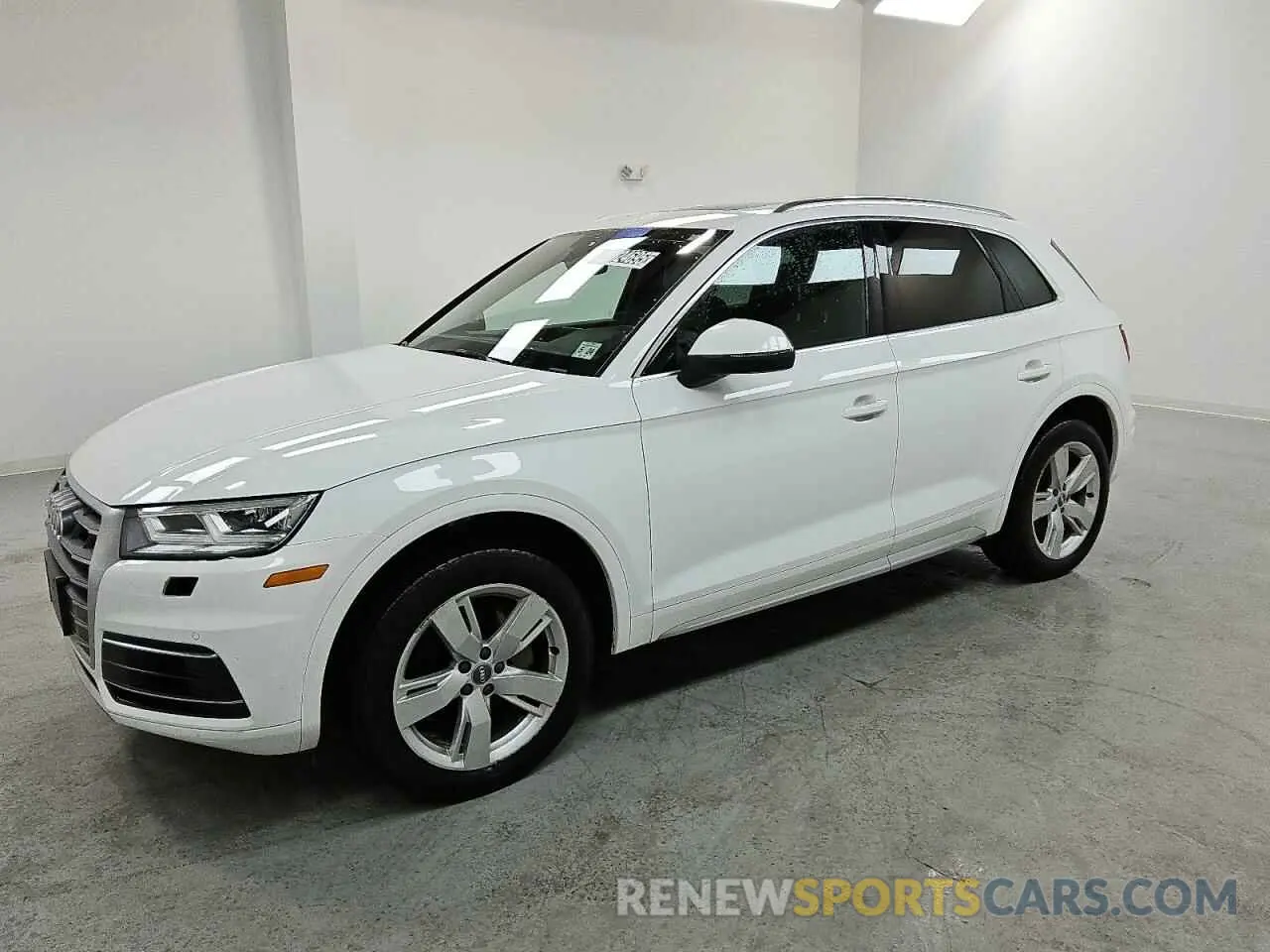 1 Photograph of a damaged car WA1BNAFY6K2036922 AUDI Q5 2019