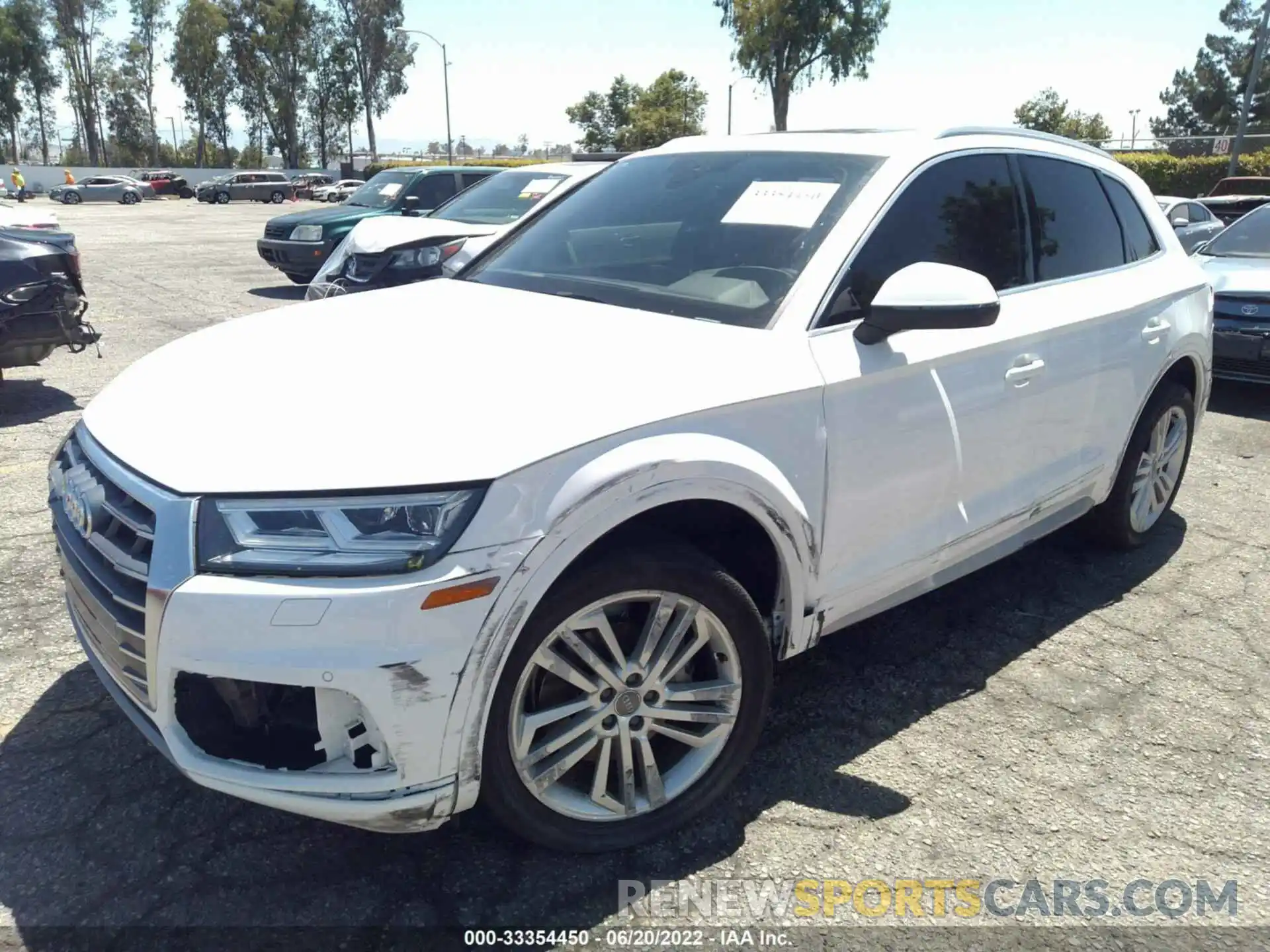 2 Photograph of a damaged car WA1BNAFY6K2047175 AUDI Q5 2019