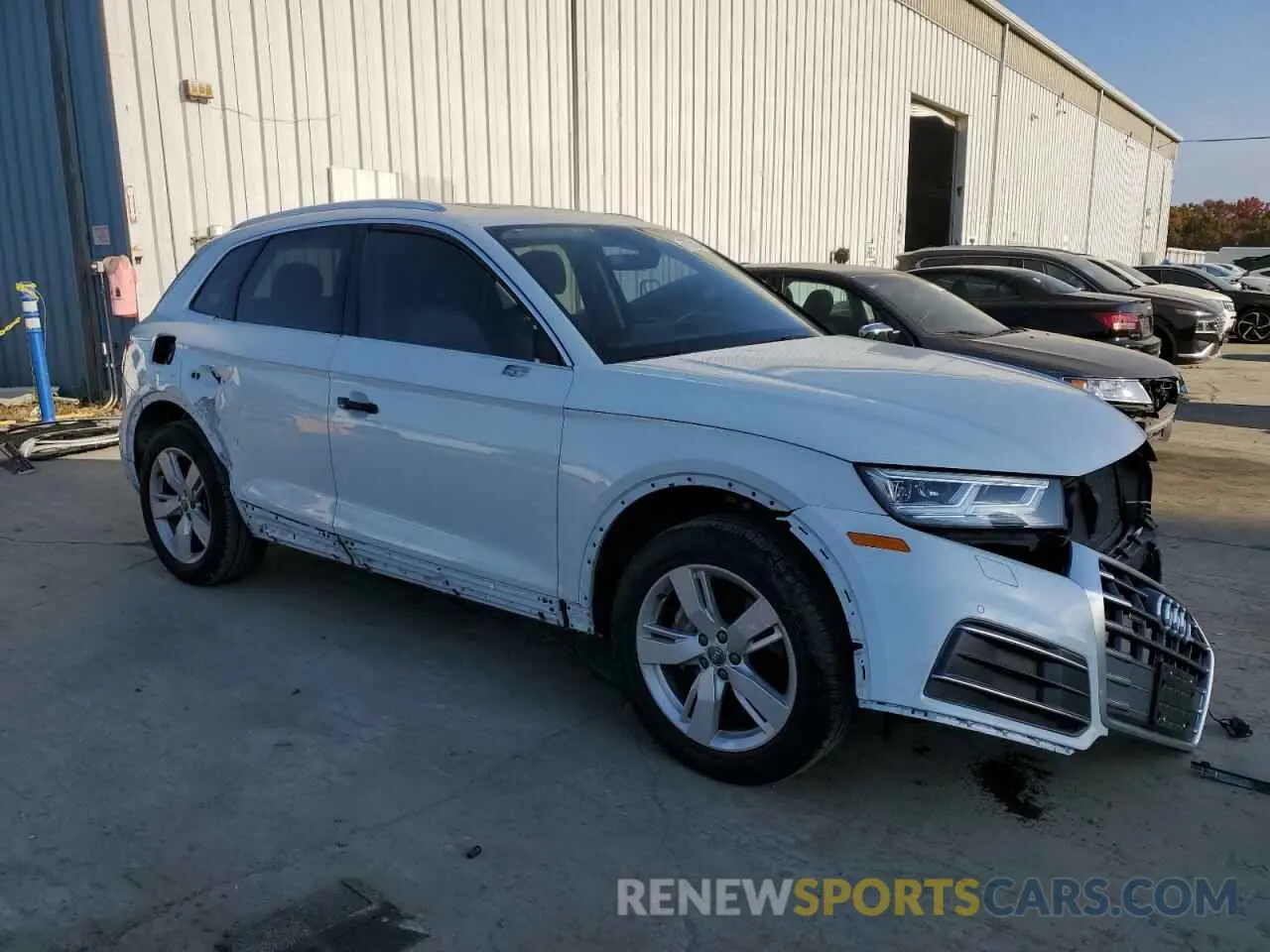 4 Photograph of a damaged car WA1BNAFY6K2057026 AUDI Q5 2019