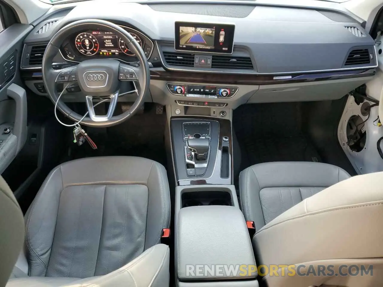 8 Photograph of a damaged car WA1BNAFY6K2057026 AUDI Q5 2019