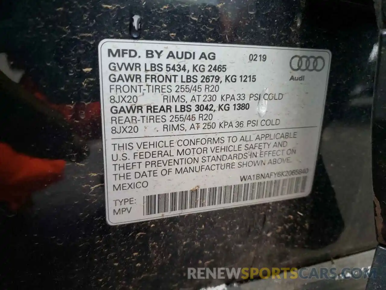 10 Photograph of a damaged car WA1BNAFY6K2065840 AUDI Q5 2019