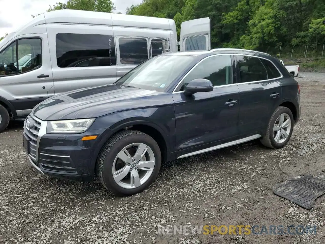 1 Photograph of a damaged car WA1BNAFY6K2080466 AUDI Q5 2019