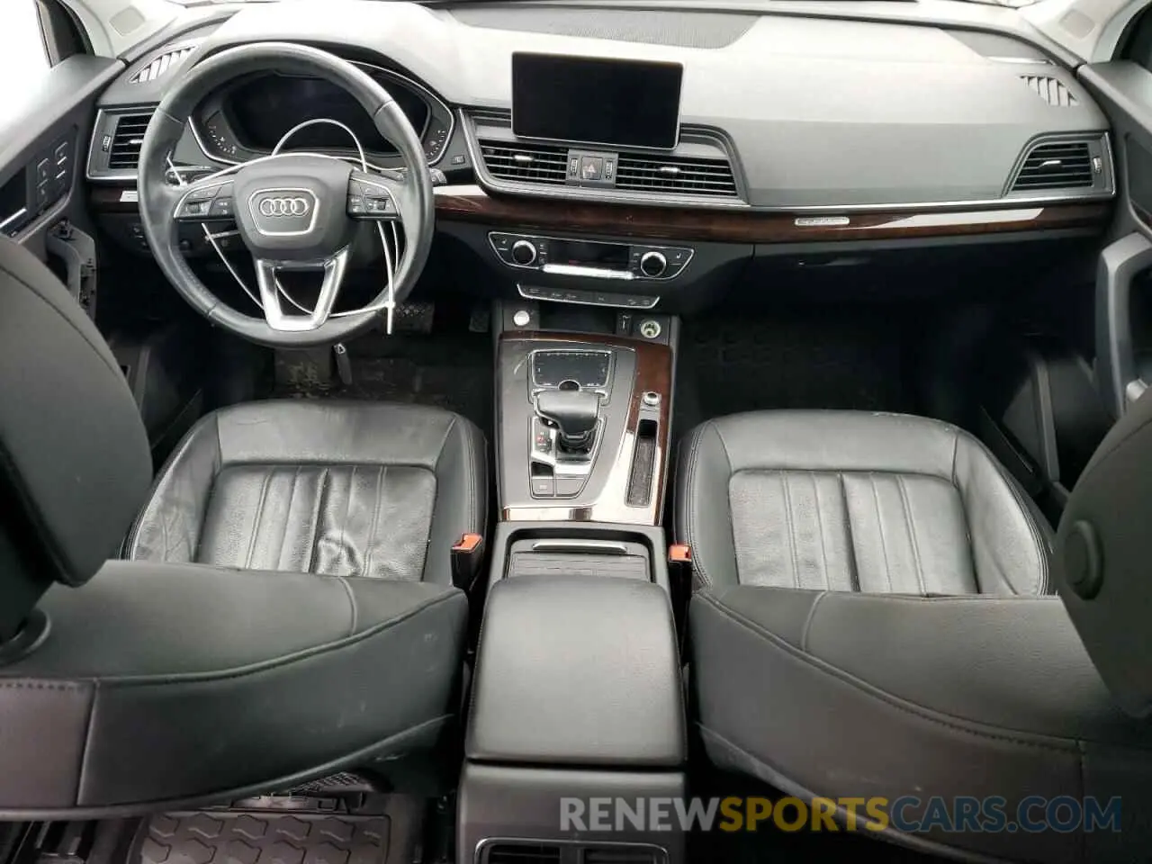 8 Photograph of a damaged car WA1BNAFY6K2101462 AUDI Q5 2019