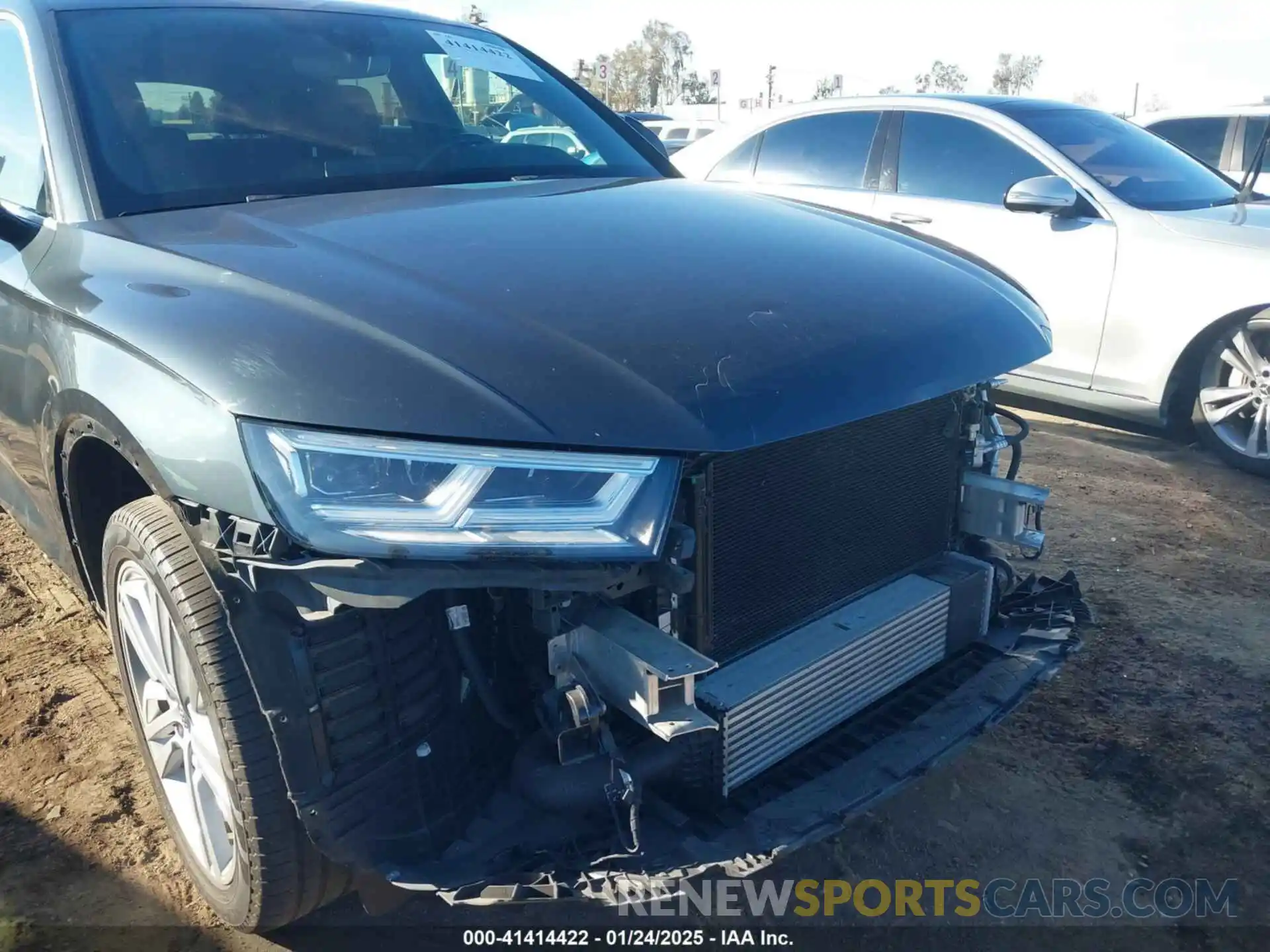 6 Photograph of a damaged car WA1BNAFY6K2102711 AUDI Q5 2019