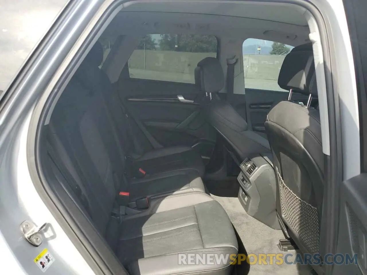 11 Photograph of a damaged car WA1BNAFY6K2111330 AUDI Q5 2019