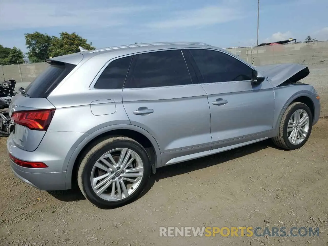 3 Photograph of a damaged car WA1BNAFY6K2111330 AUDI Q5 2019
