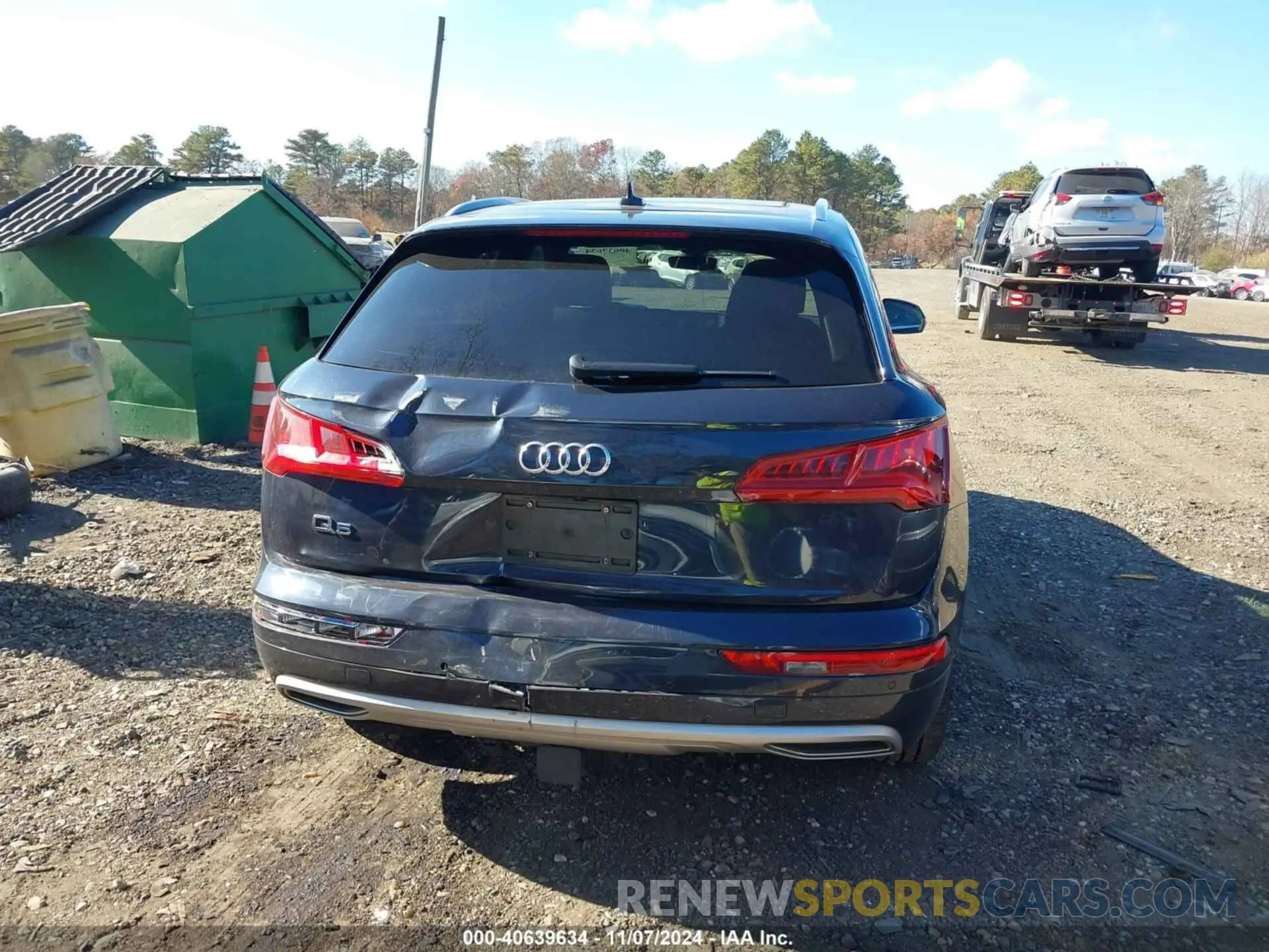 16 Photograph of a damaged car WA1BNAFY6K2130492 AUDI Q5 2019