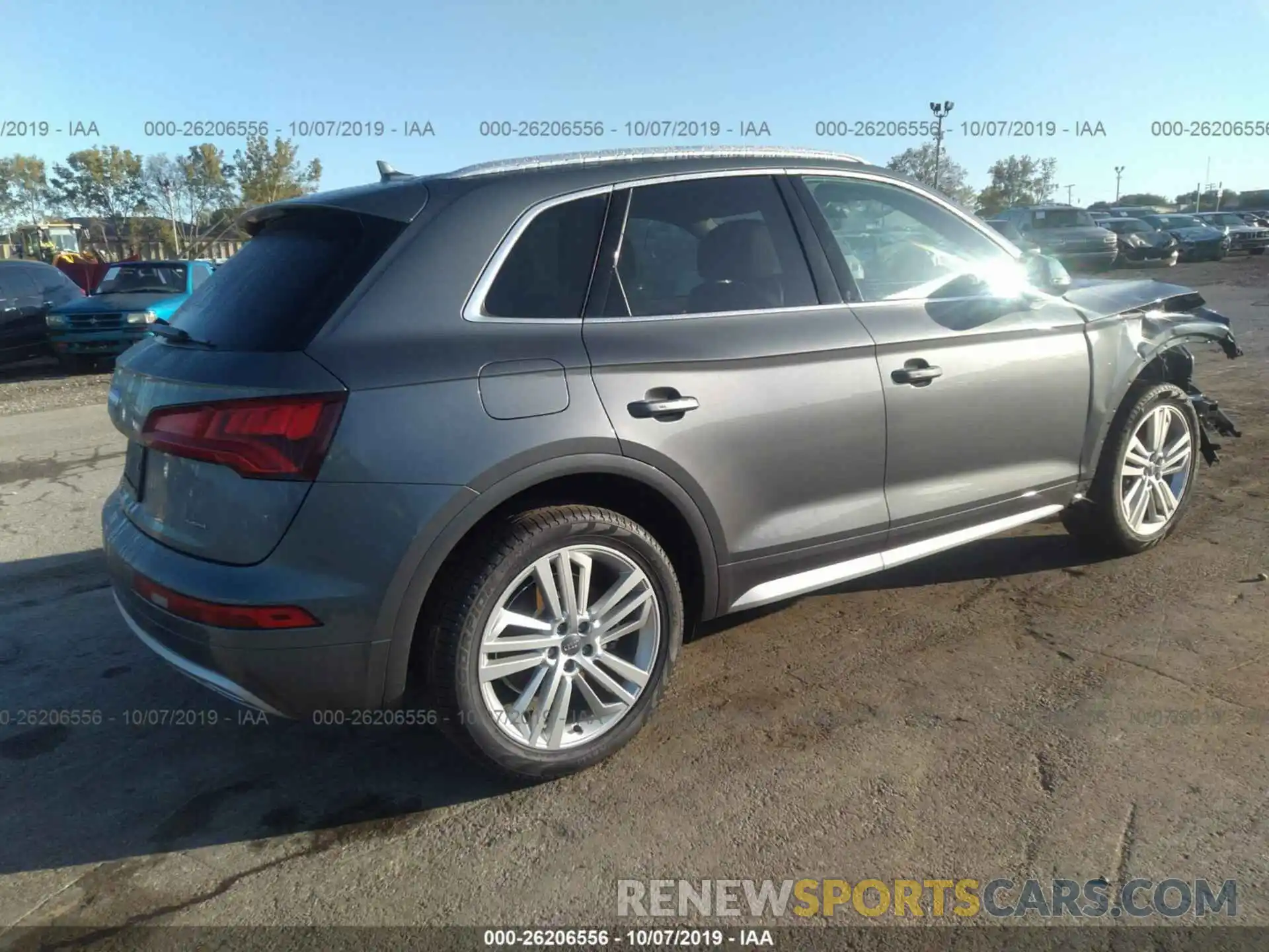 4 Photograph of a damaged car WA1BNAFY7K2019420 AUDI Q5 2019