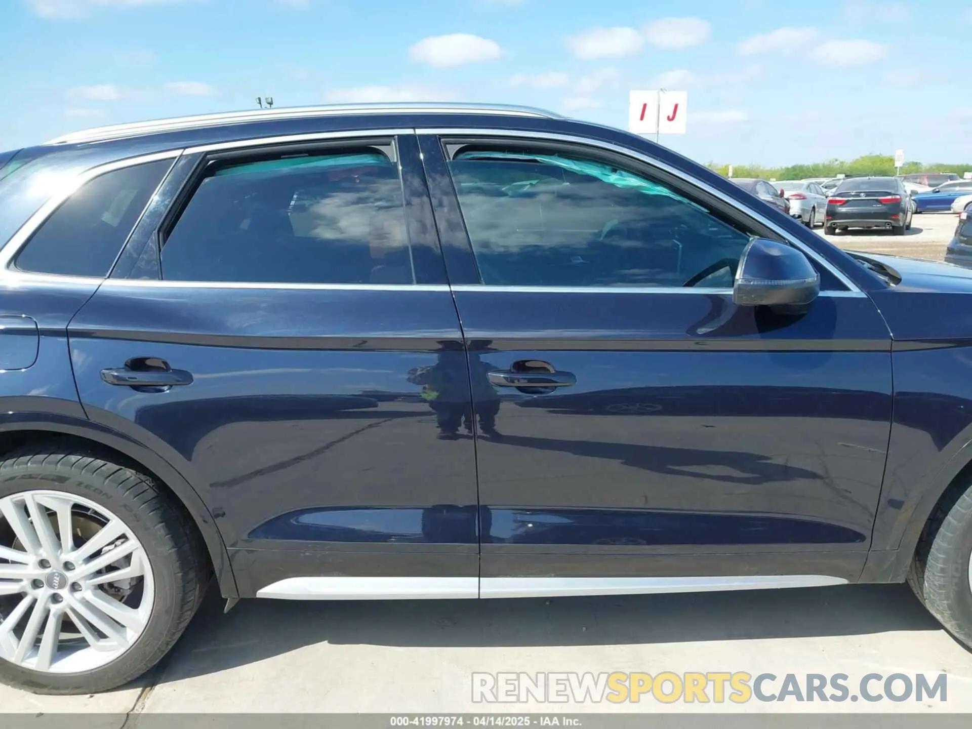 12 Photograph of a damaged car WA1BNAFY7K2022057 AUDI Q5 2019