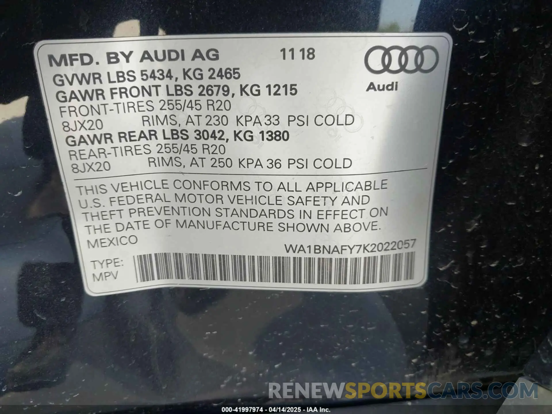 9 Photograph of a damaged car WA1BNAFY7K2022057 AUDI Q5 2019