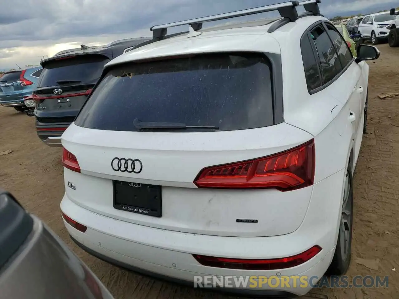 6 Photograph of a damaged car WA1BNAFY7K2037285 AUDI Q5 2019