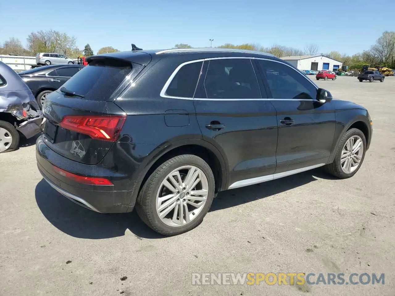 3 Photograph of a damaged car WA1BNAFY7K2071498 AUDI Q5 2019