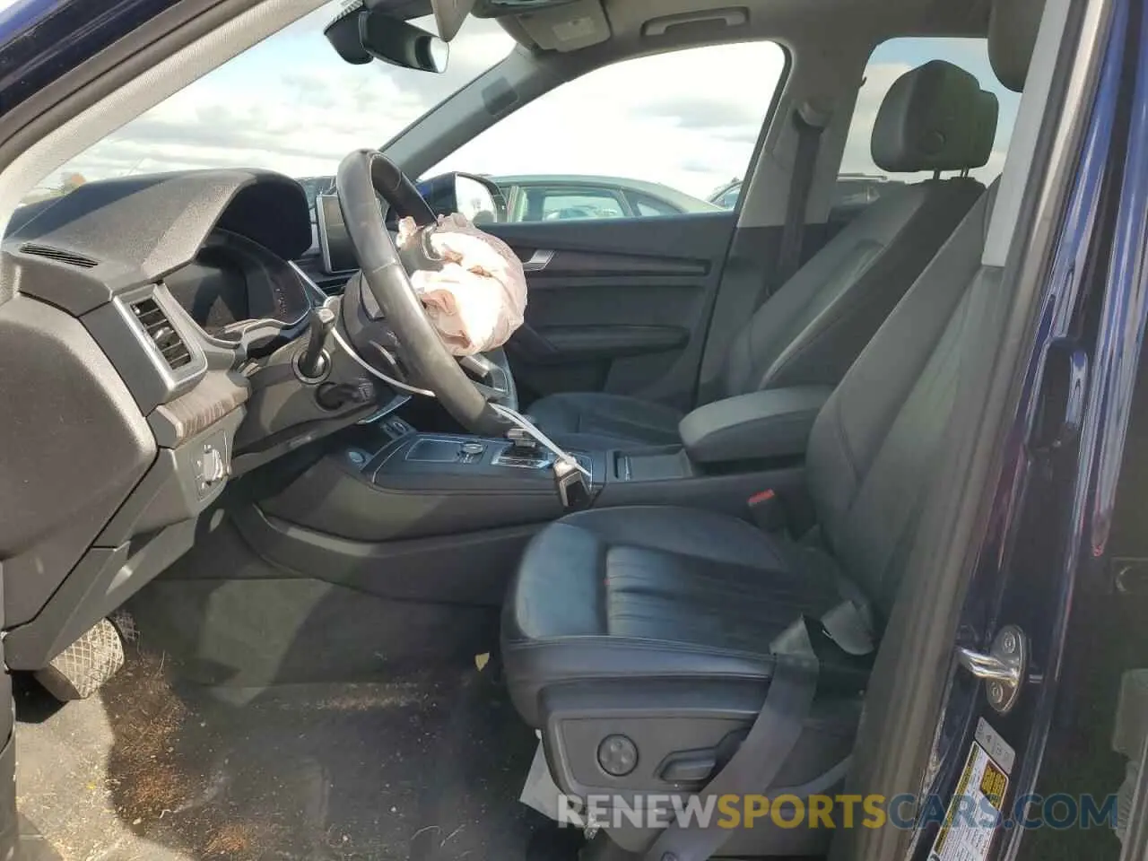 7 Photograph of a damaged car WA1BNAFY7K2073722 AUDI Q5 2019