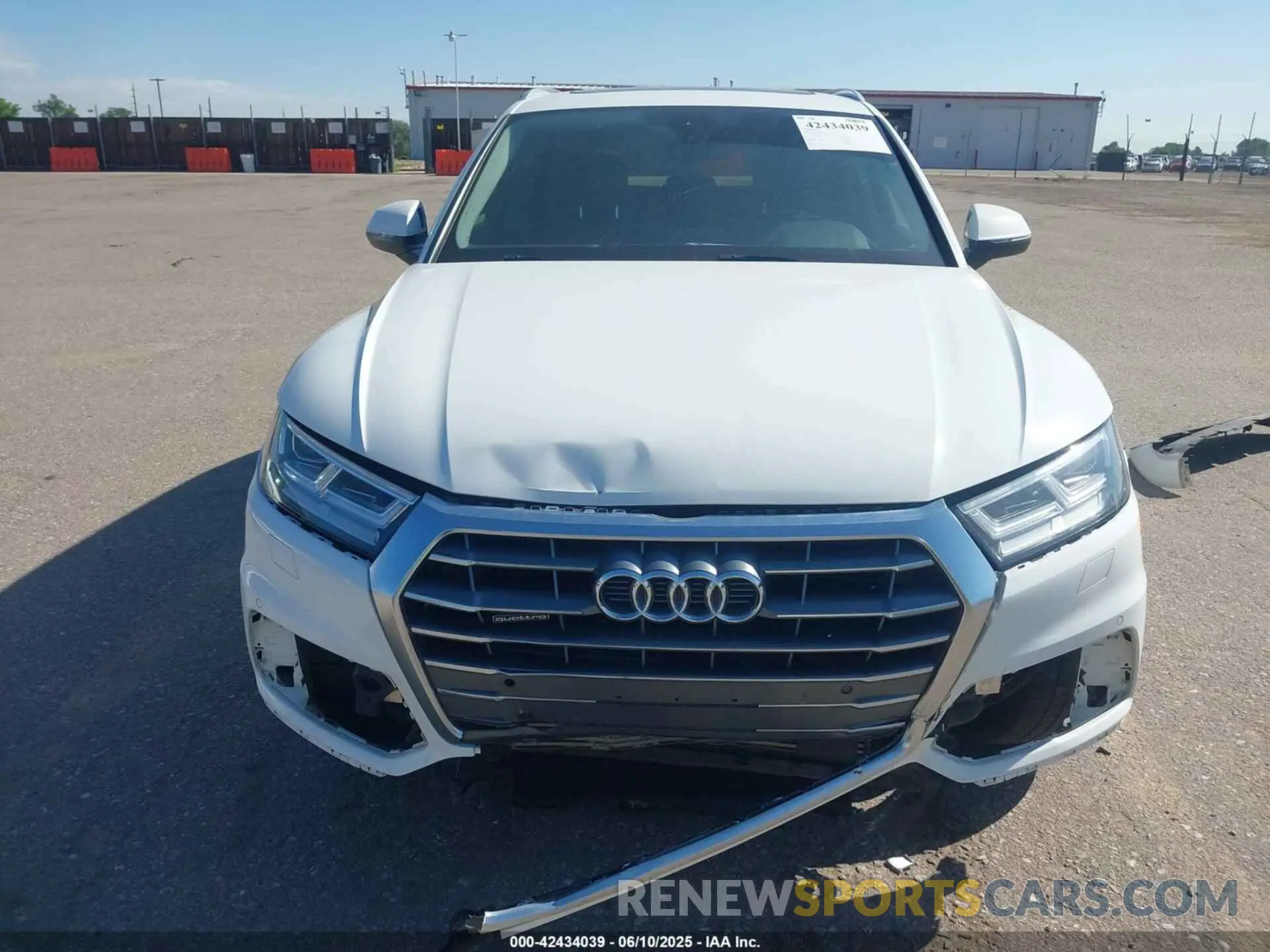 13 Photograph of a damaged car WA1BNAFY7K2079343 AUDI Q5 2019